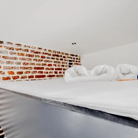 Apartament Cmg Faubourg Saint-martin / Chaudron *