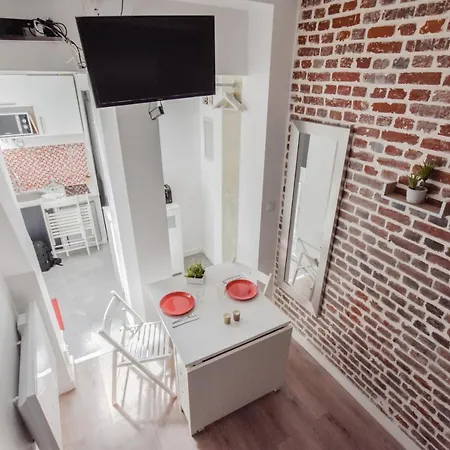 Apartament Cmg Faubourg Saint-martin / Chaudron *