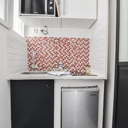 Apartament Cmg Faubourg Saint-martin / Chaudron Paryż